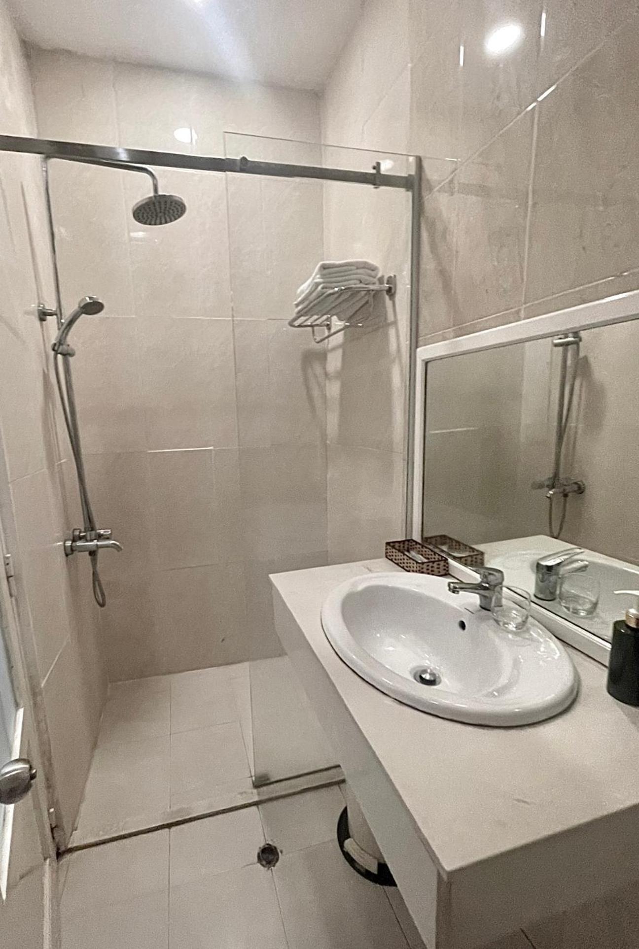 הו צ'י מין סיטי Queen Central Apartment Hotel מראה חיצוני תמונה